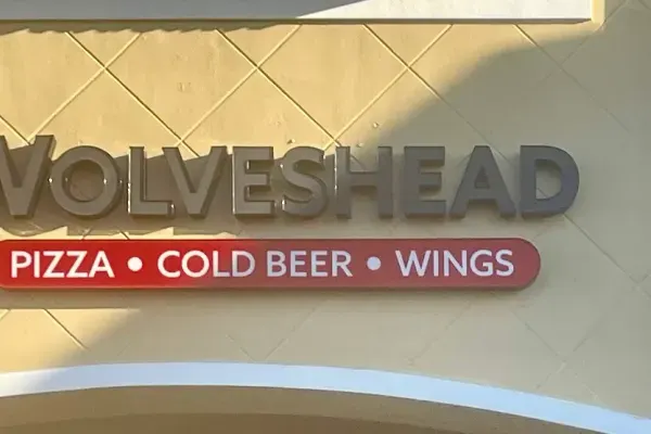 Wolveshead Pizza & Wings - West Bradenton, Bradenton