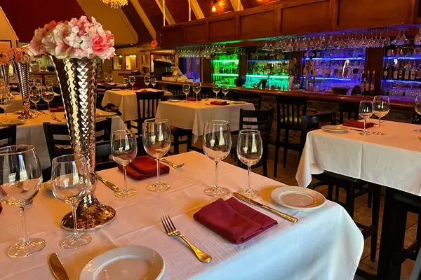 Delukas Restaurant & Bar, Clearwater