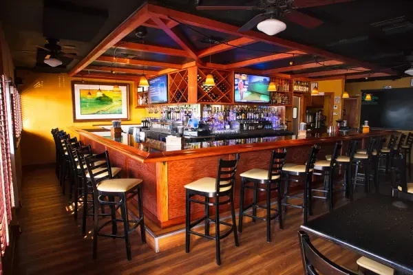 12 ” Cheese Pizza at Windward Bar & Grille, Clearwater – $12 on the menu