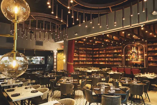 Warren - American.Whiskey.Kitchen, Delray Beach