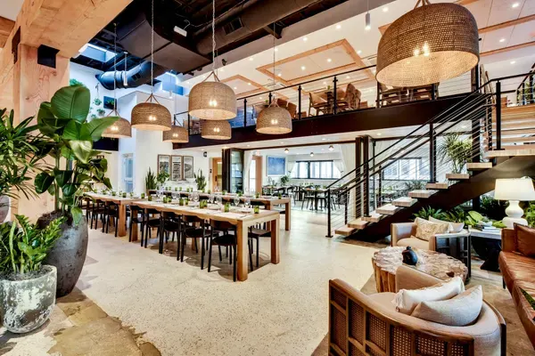 Sixty Vines, Fort Lauderdale