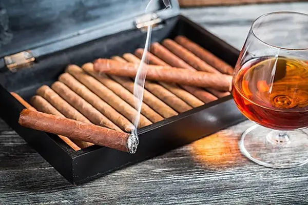 Cigar Bar Live, Fort Myers