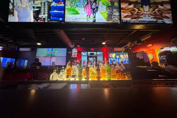 Monday Flatbread Pizza at Boston Johnny's, Hollywood – $10 on the menu