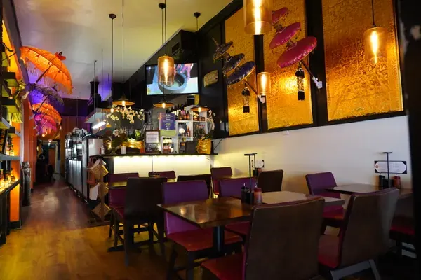 Krakatoa Indonesian Cuisine, Hollywood