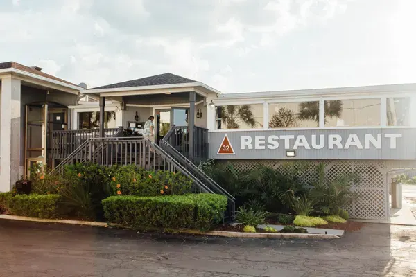 French Style* with crème fraîche / caviar at Marker 32, Jacksonville – $8 on the menu