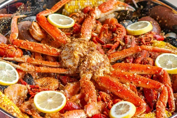 White Rice at 192 Crab & Lobster Juicy Seafood and Bar Restaurant, Kissimmee – $1.99 on the menu