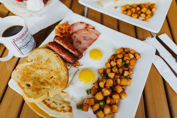 Coffee at Proino Breakfast Club, Largo – $3.50 on the menu