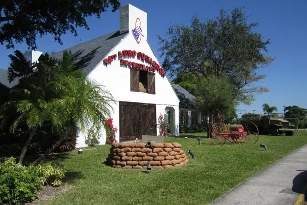 94th Aero Squadron Restaurant, Miami