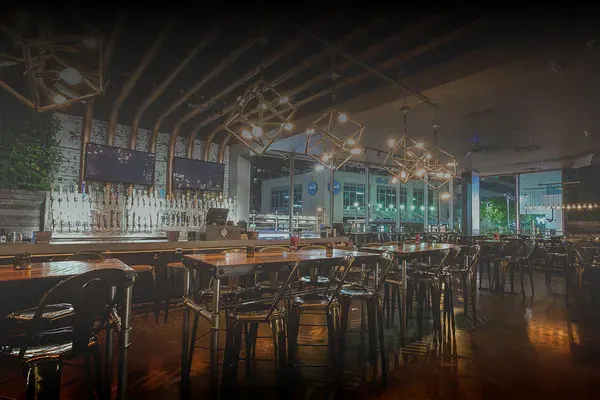 Copper Blues Rock Pub & Kitchen, Miami