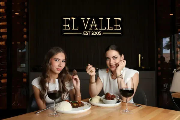 El Valle, Miami