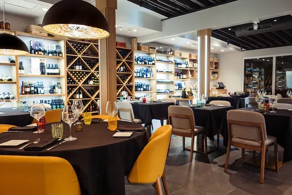 Ferraro's Kitchen Restaurant and Wine Bar, Miami