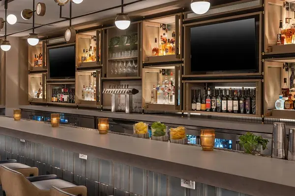 Gold Coast Kitchen + Cocktails, Miami