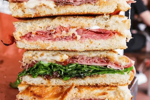 Jholano's Deli, Miami
