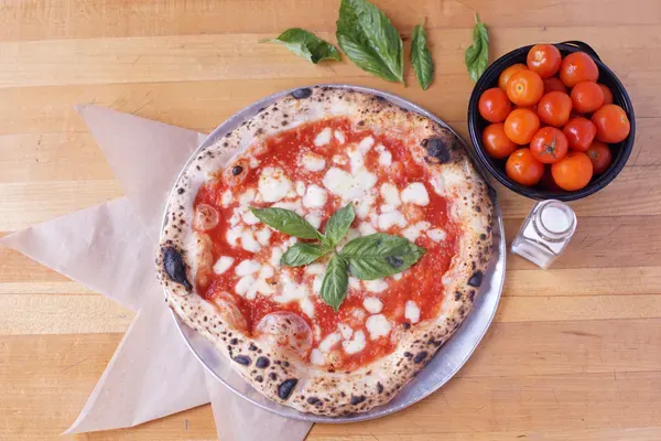 Pummarola Coral Gables "Pizza Napoletana", Miami