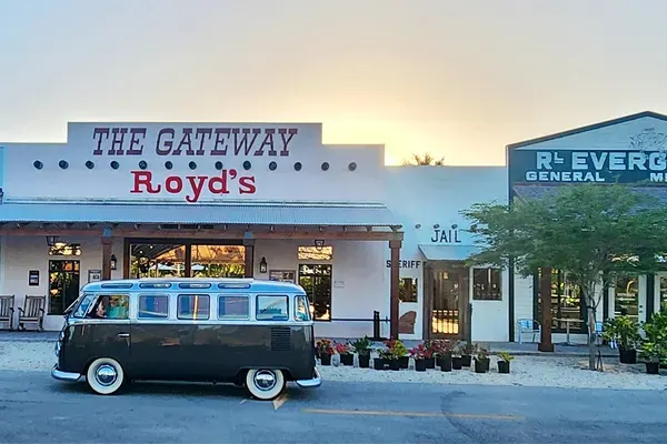 Royd's at Gateway Farms and Nursery, Miami