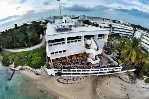 Salt Waterfront Cafeteria, Miami