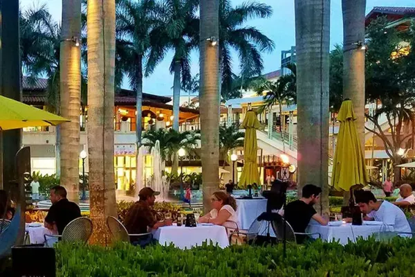 Sawa Restaurant & Lounge, Miami
