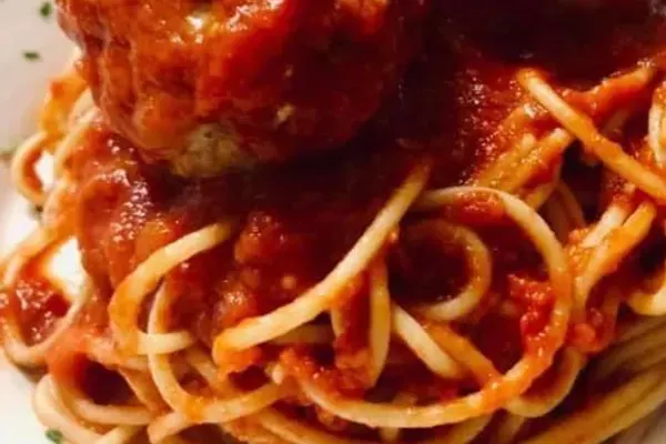 Aldos Italian Table & Bar, Naples