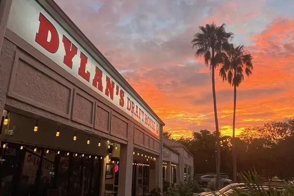 Dylan's Drafthouse, Naples