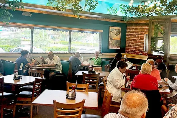 Golden Grove Kitchen, Naples