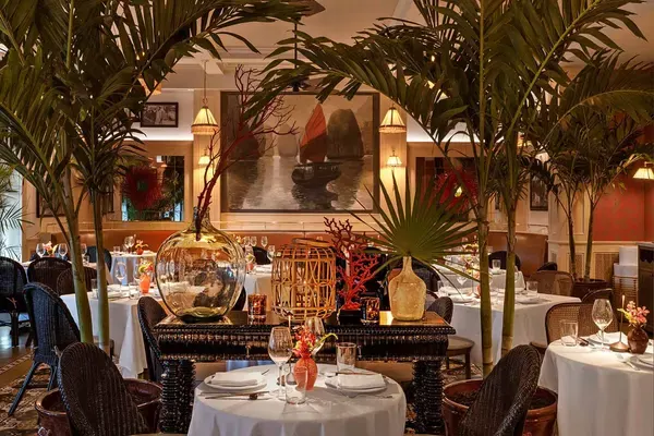 Le Colonial, Naples