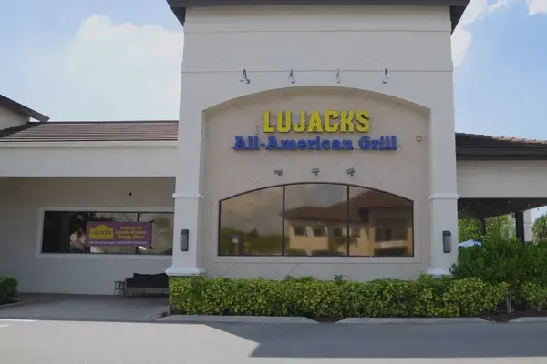 Lujack's Steaks. Chops. Seafood., Naples