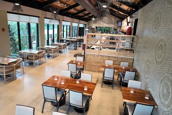 Rebecca’s Wine Bar & Restaurant, Naples