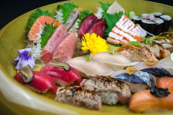 California Roll at Totoya Lounge & Sushi, Orlando – $3 on the menu