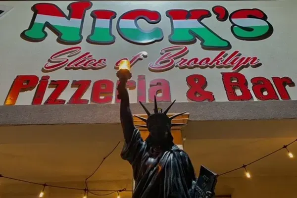 Nick's Slice Of Brooklyn Pizzeria And Bar, Panama City Beach