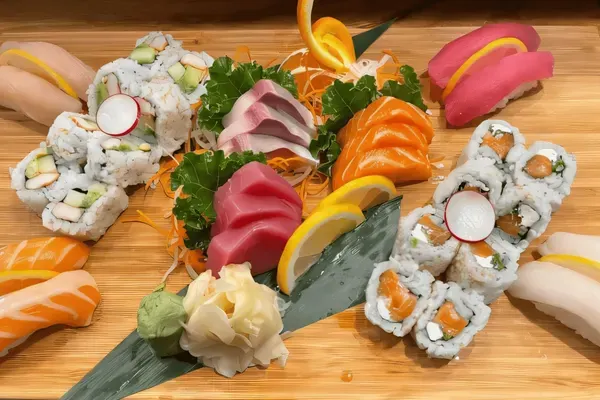 365 Thai & Sushi, Pembroke Pines