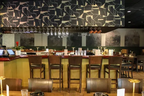 Margerita Pizza at Abby's Restaurant & Bar, Pembroke Pines – $18 on the menu