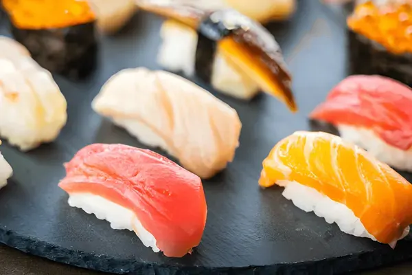 BAITONG Thai & Sushi Bar Restaurant, Pembroke Pines