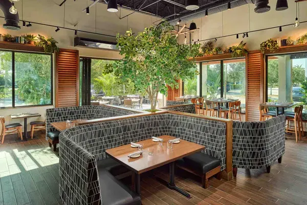 Burtons Grill & Bar, Plantation