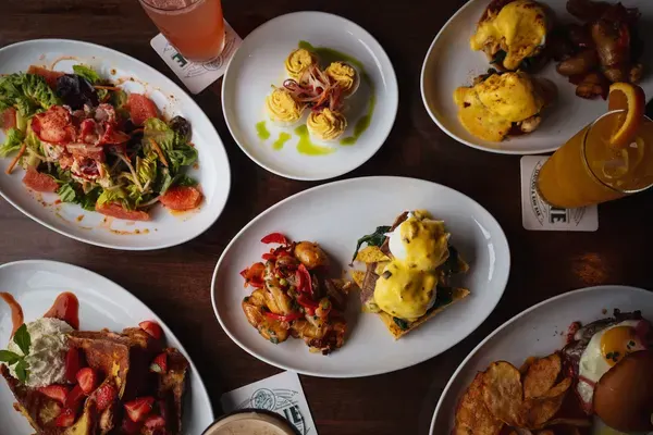 Brine Seafood & Raw Bar, Sarasota