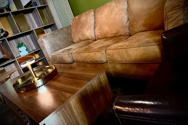 Swift Lounge, Sarasota
