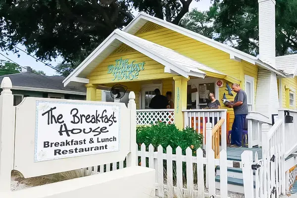 Build Your OWN EGG Sandwich at The Breakfast House, Sarasota – $9.99 on the menu