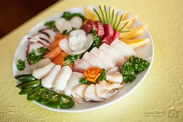 Rain Japanese Sushi Bar & Thai, St. Petersburg
