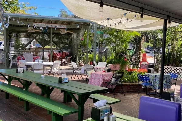 The Chattaway, St. Petersburg