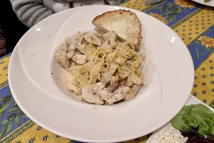 Fettuccine alfredo