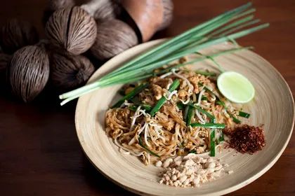 Pad thai
