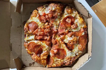 Pepperoni pizza