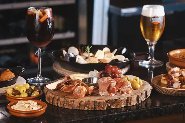 Cepas Wine & Tapas Bar, Tampa