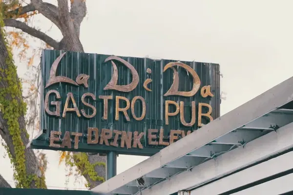 Cauliflower Wings at La Di Da Gastro Pub, Tampa – $12 on the menu