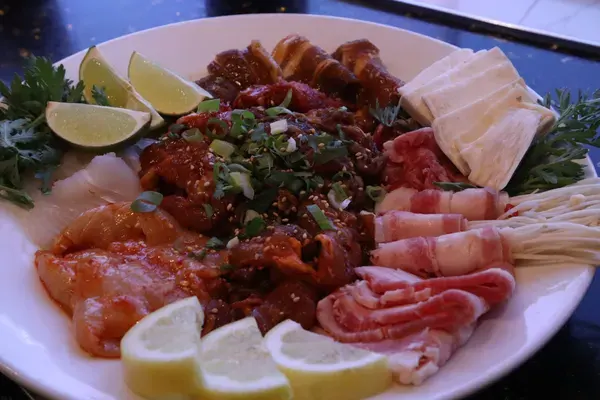 LaMeiZi Hot Pot & BBQ 辣妹子火锅烧烤, Tampa