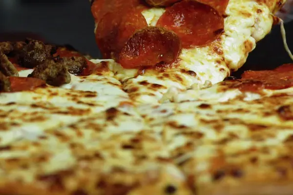 Pitza Pizza - Home of the Pizza Ring, Tampa
