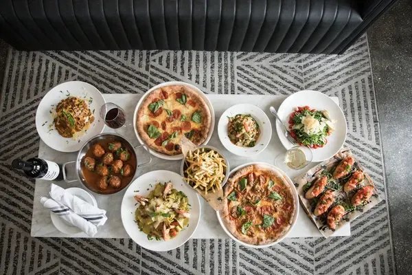 Lynora's, West Palm Beach