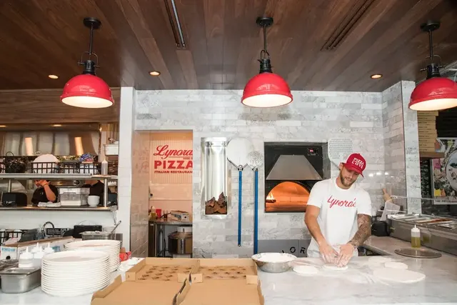Lynora's, West Palm Beach