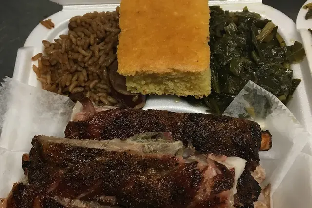 Off Tha Bone BBQ, West Palm Beach