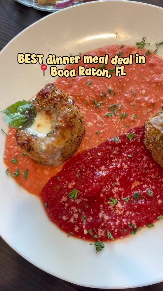 Pizza at Bella Amici, Boca Raton