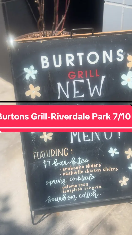 Wings at Burtons Grill & Bar, Boca Raton – $19 on the menu
